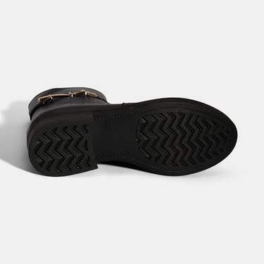  Kadın Siyah Metal Aksesuarlı Deri Bot