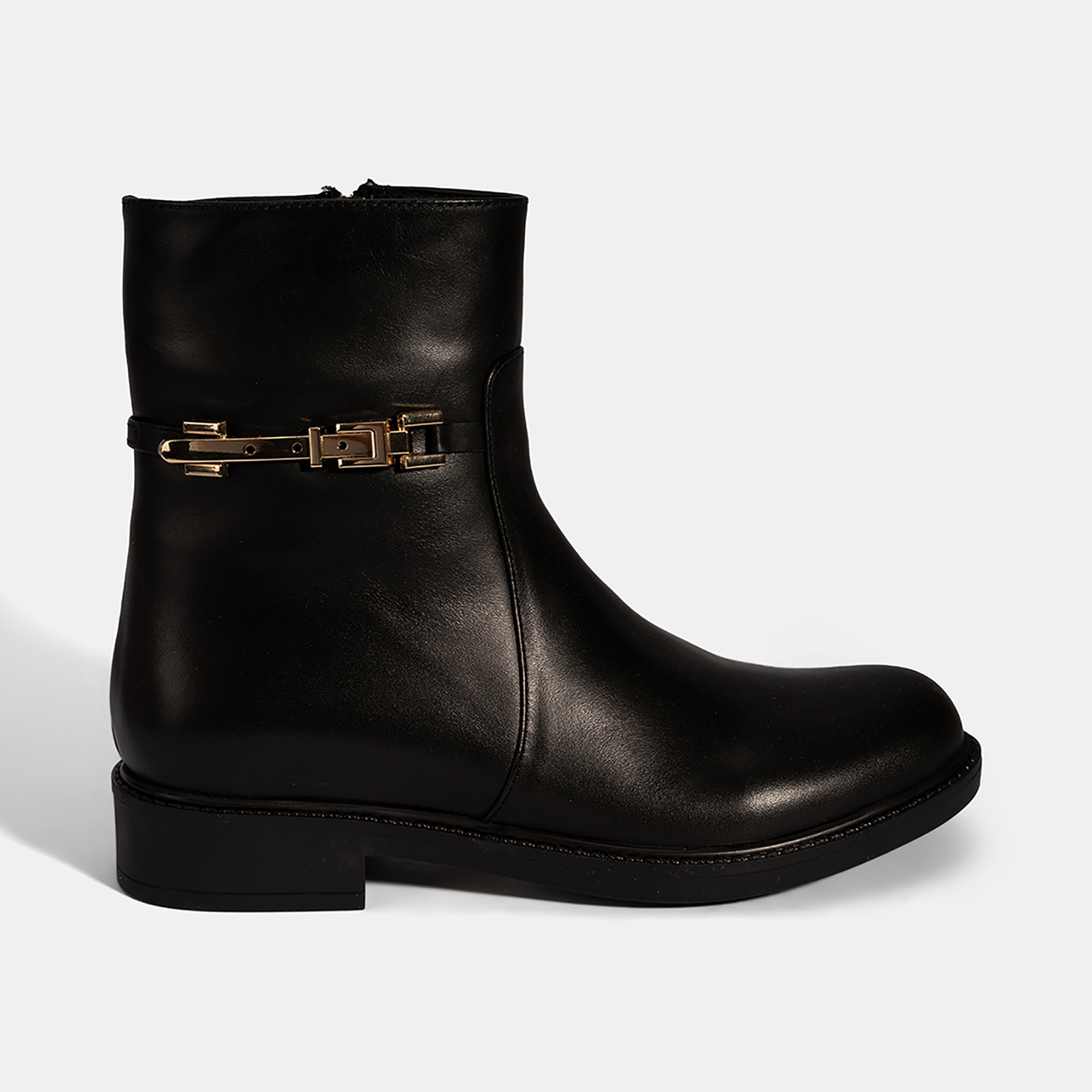 Kadın Siyah Metal Aksesuarlı Deri Bot