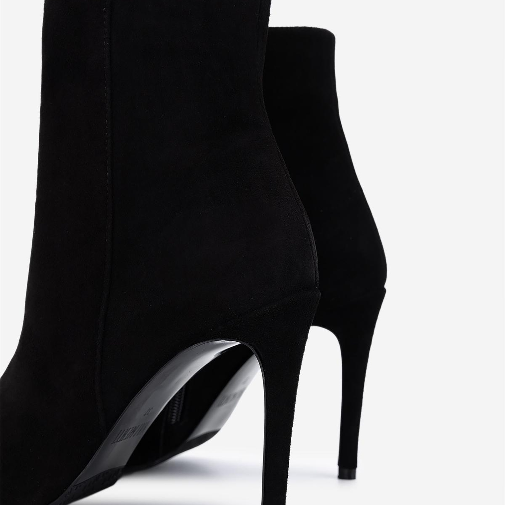 Valmenti Kadın Hakiki Deri Siyah Süet Topuklu Bot