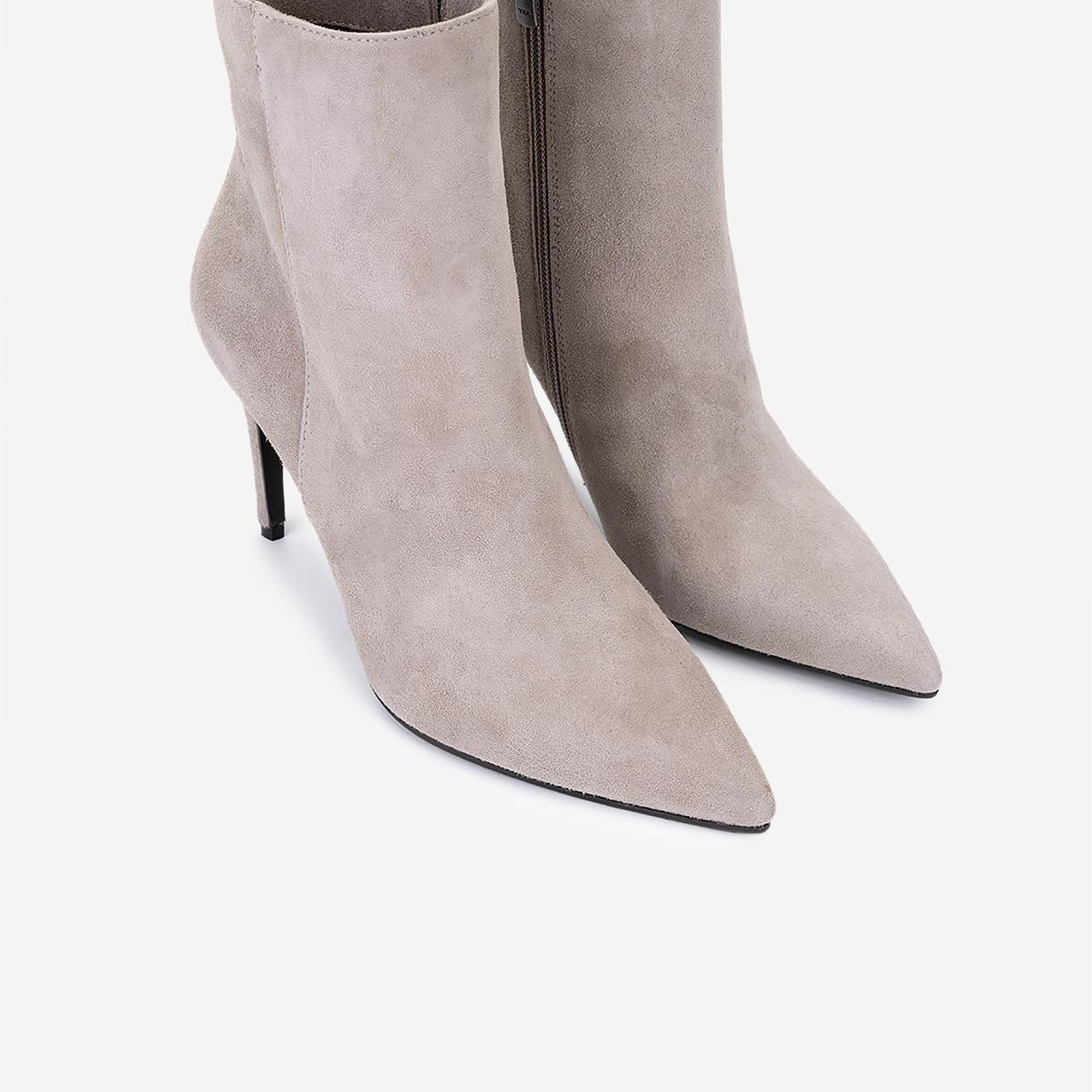 Valmenti Kadın Hakiki Deri Vizon Süet Topuklu Bot