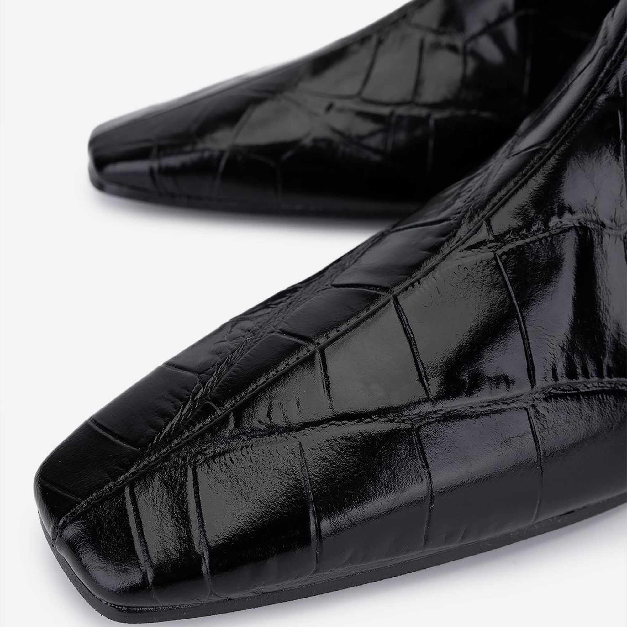 Valmenti Kadın Hakiki Deri Siyah Topuklu Bot