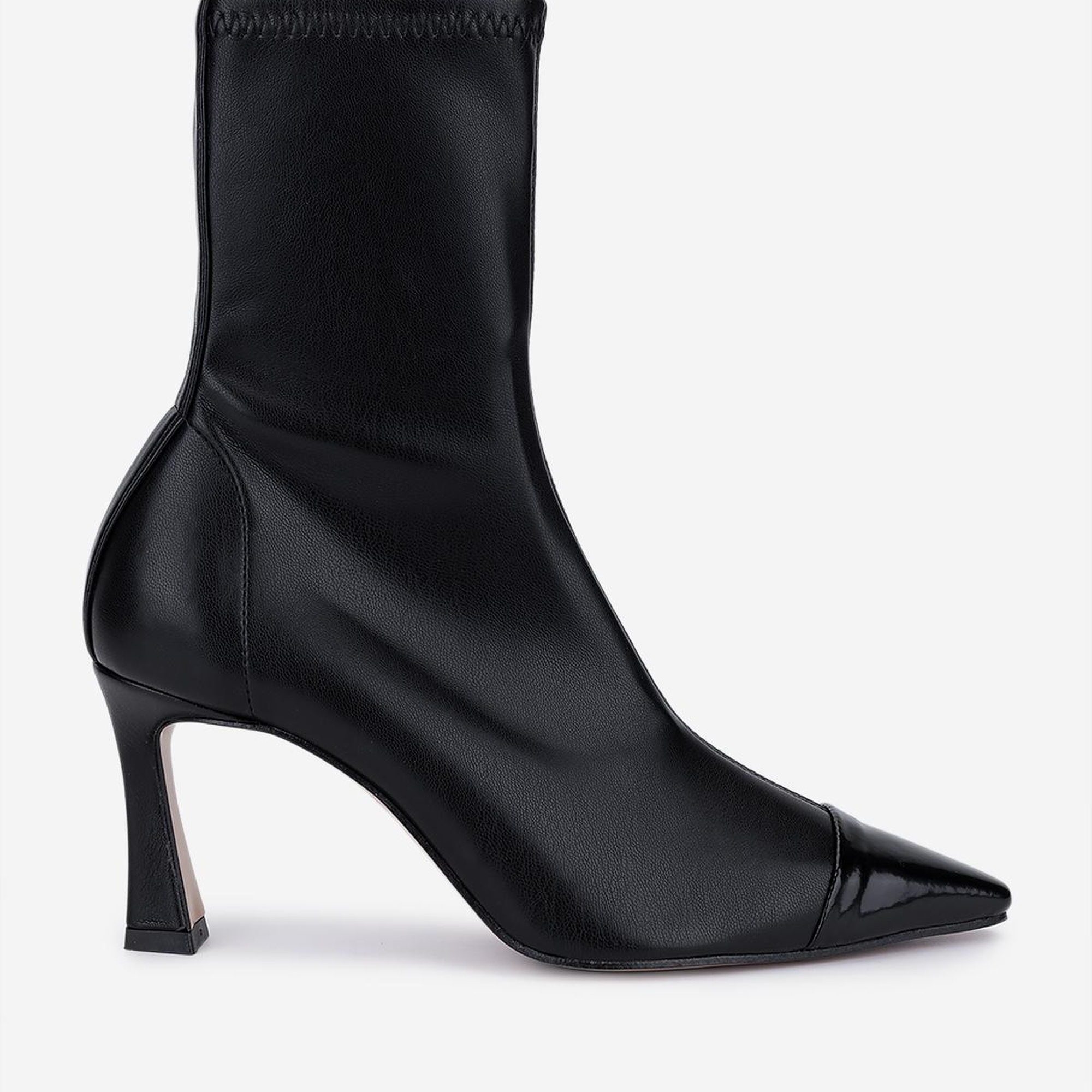 Valmenti Kadın Hakiki Deri Siyah Topuklu Bot
