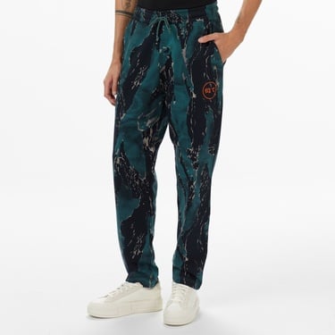  UNITED4 Essentials Erkek Yeşil Eşofman Altı