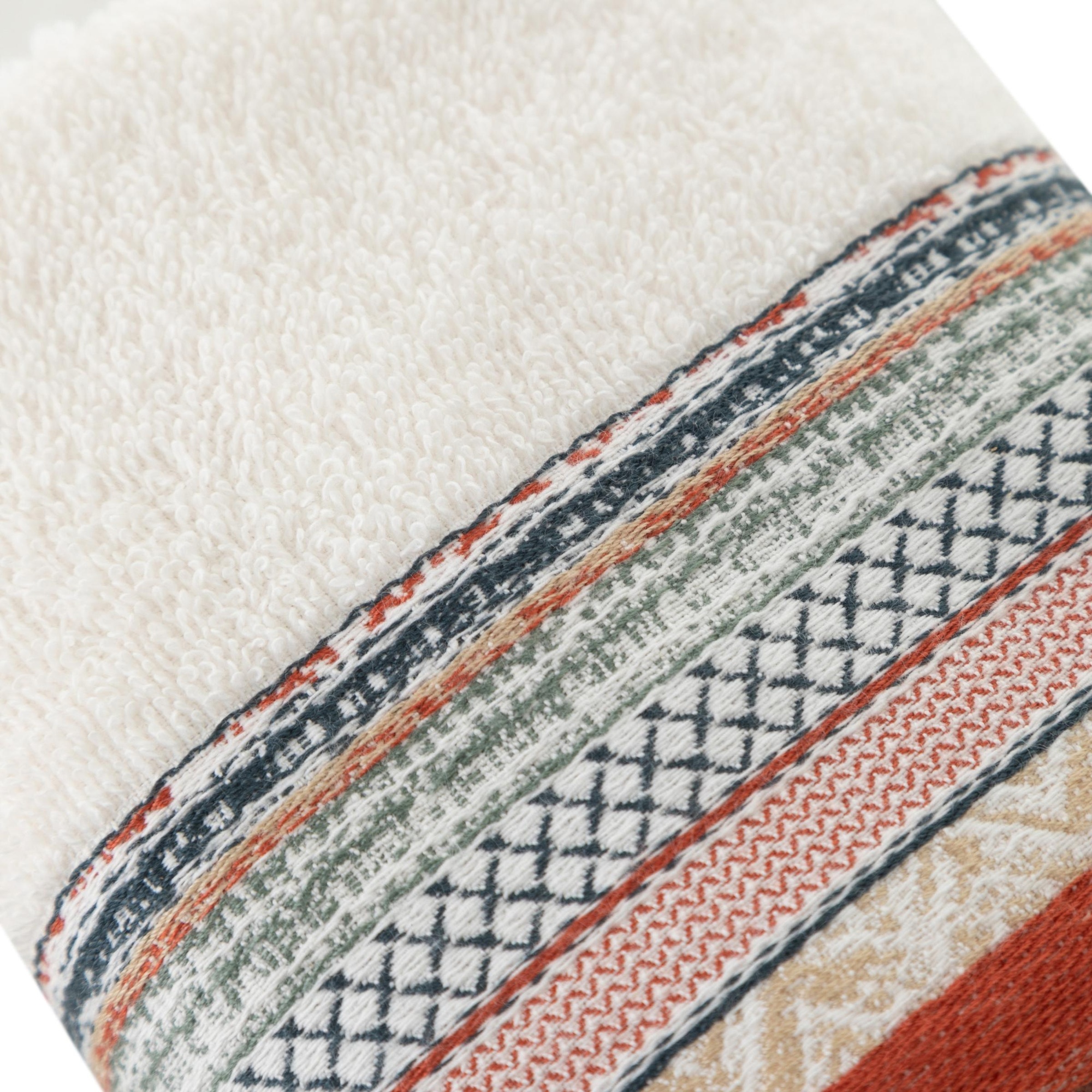 LISA KREM PÜSKÜLLÜ EL HAVLUSU 30X50