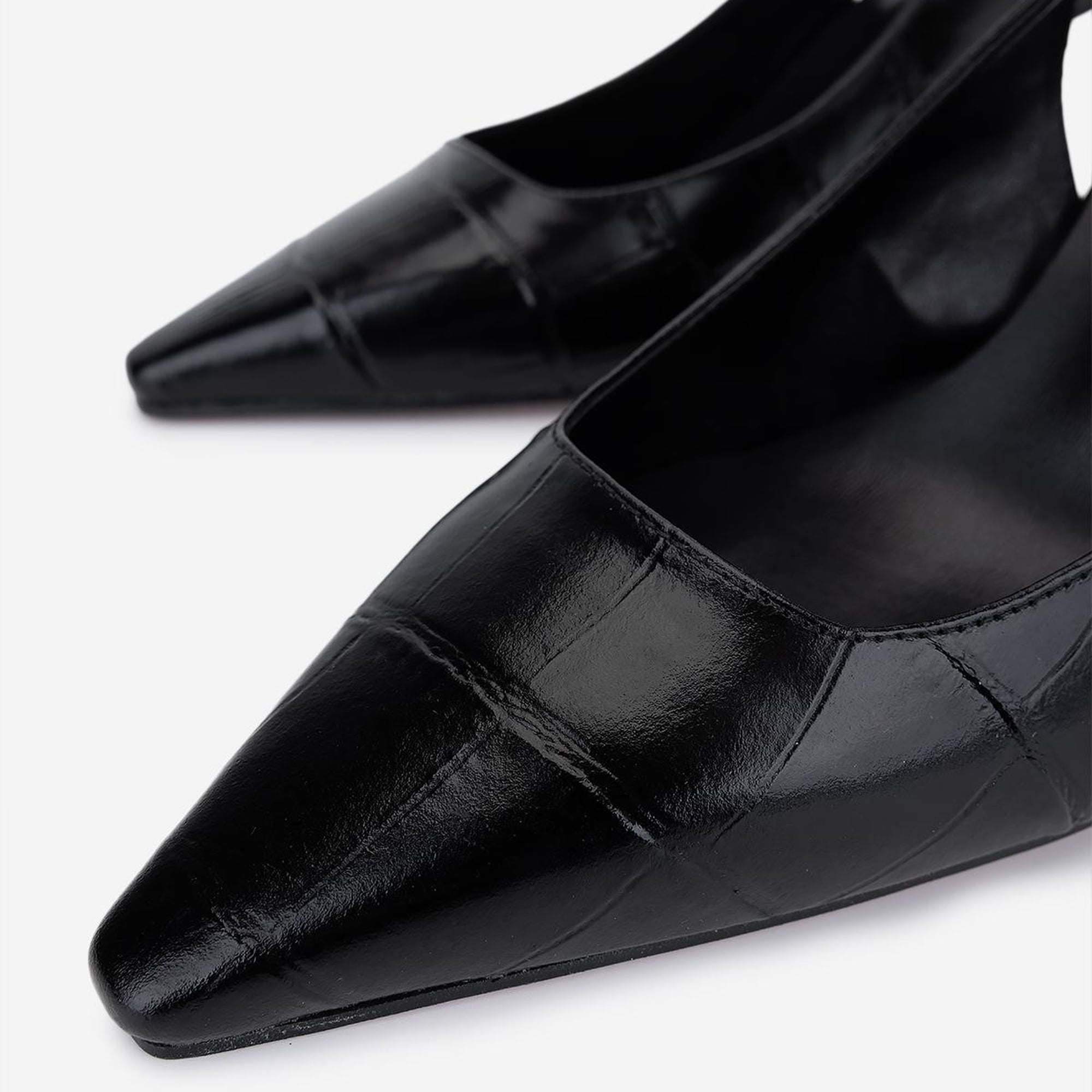 Valmenti Kadın Hakiki Deri Siyah Topuklu Ayakkabı