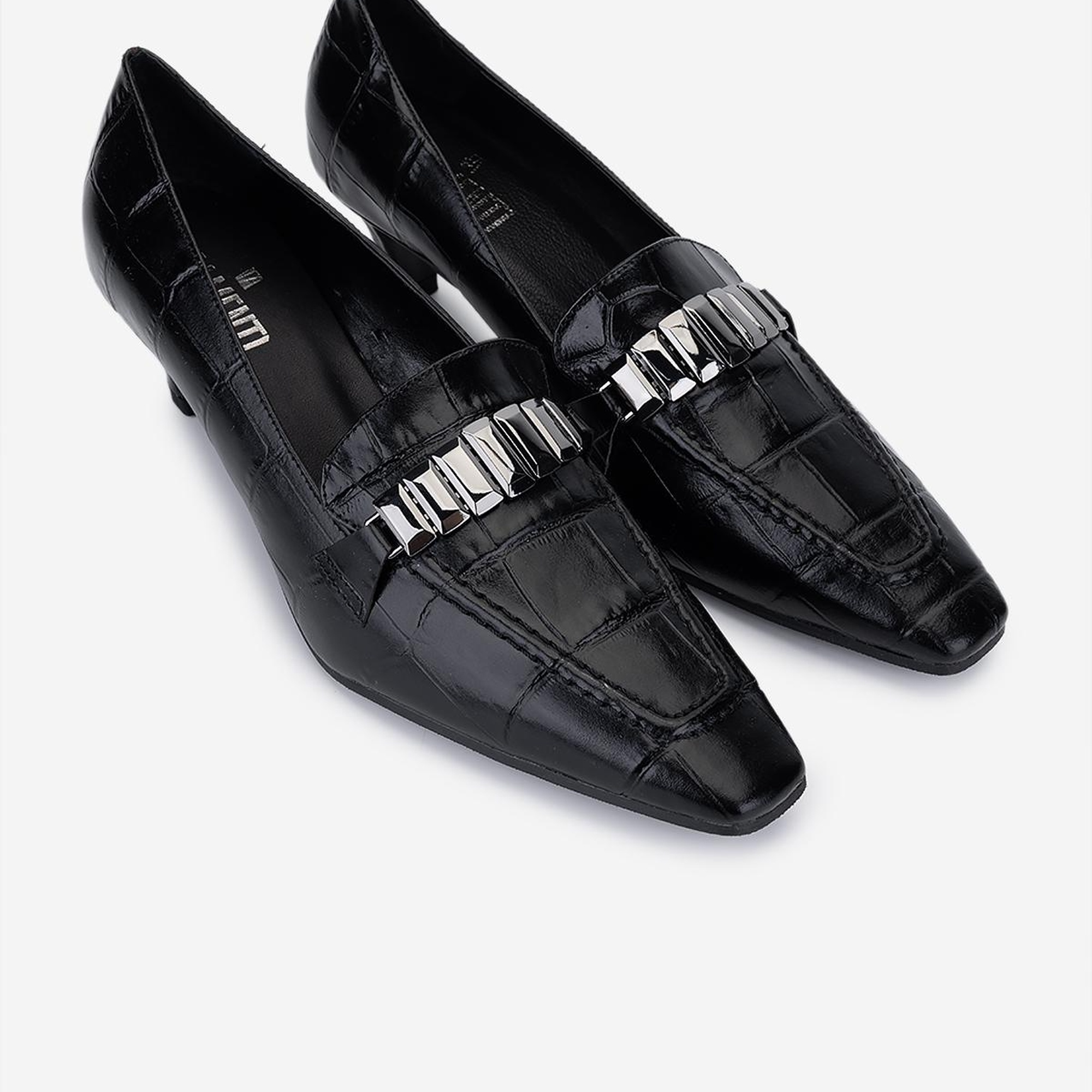 Valmenti Kadın Hakiki Deri Siyah Topuklu Ayakkabı