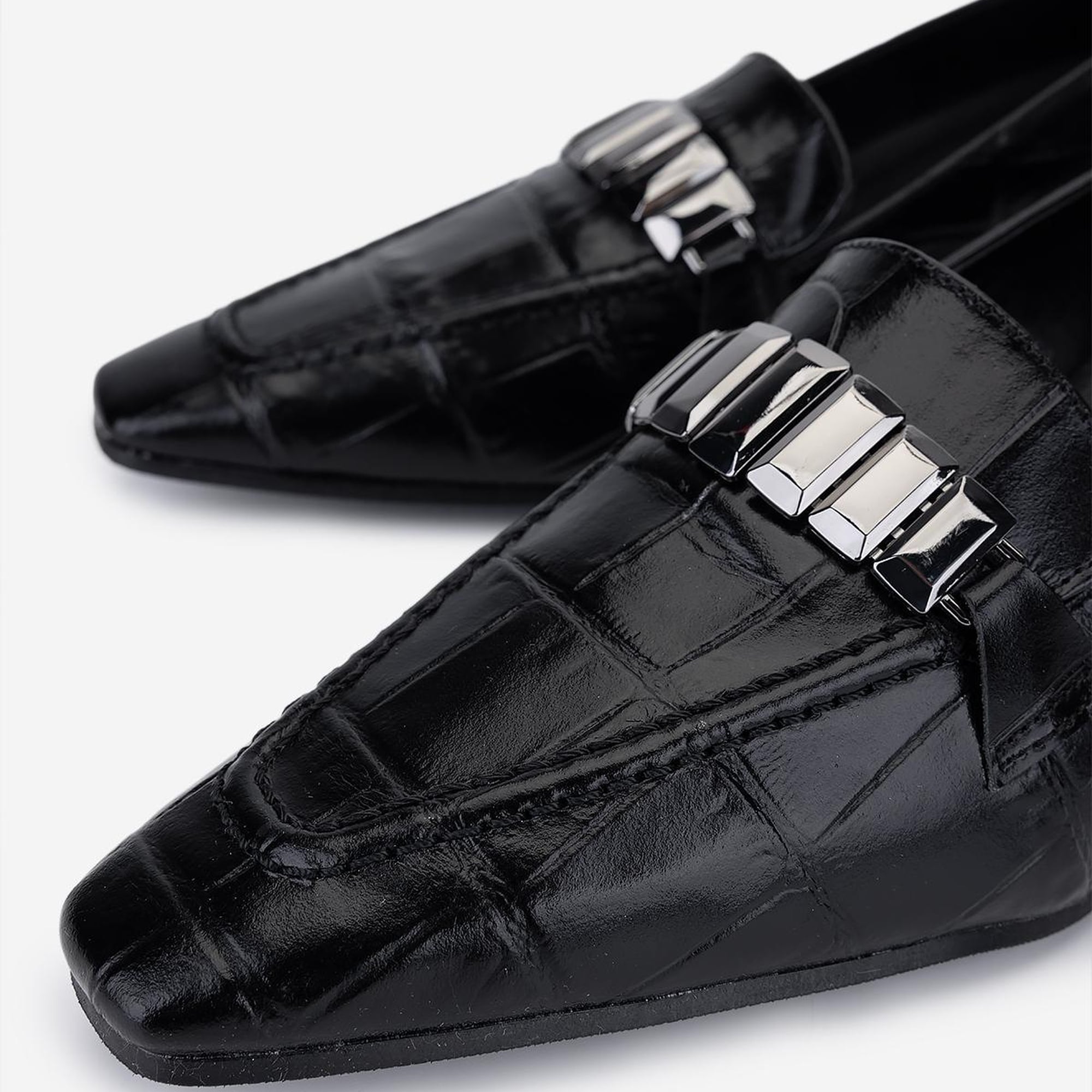 Valmenti Kadın Hakiki Deri Siyah Topuklu Ayakkabı