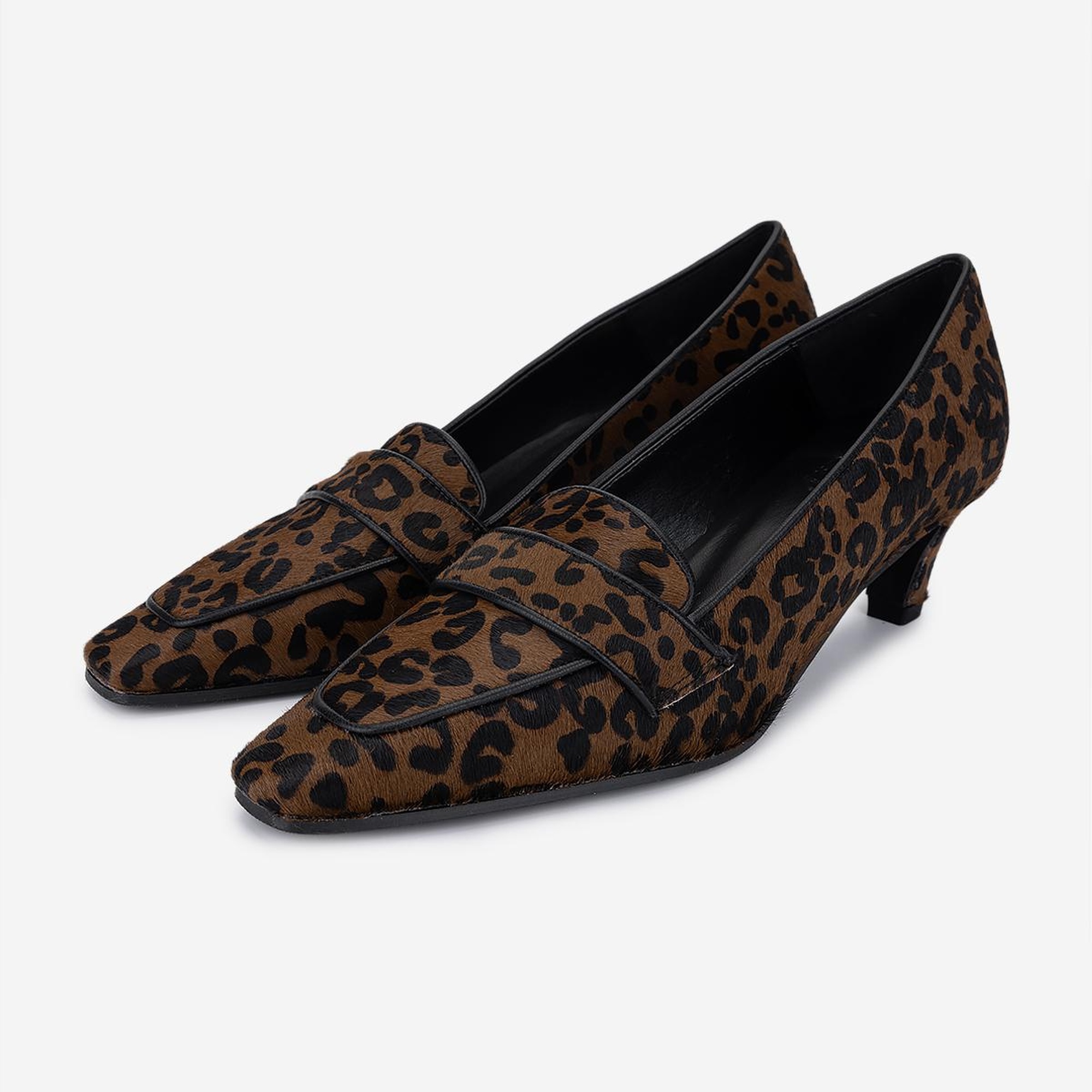 Valmenti Kadın Hakiki Deri Leopar Topuklu Ayakkabı