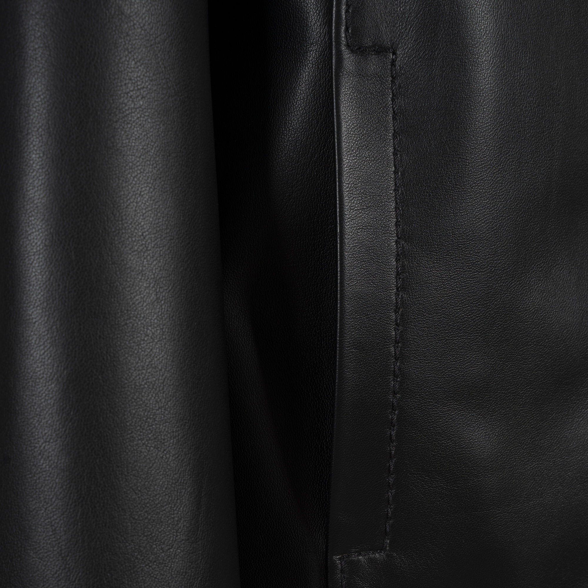 Kadın Siyah Gömlek Yakalı Deri Ceket