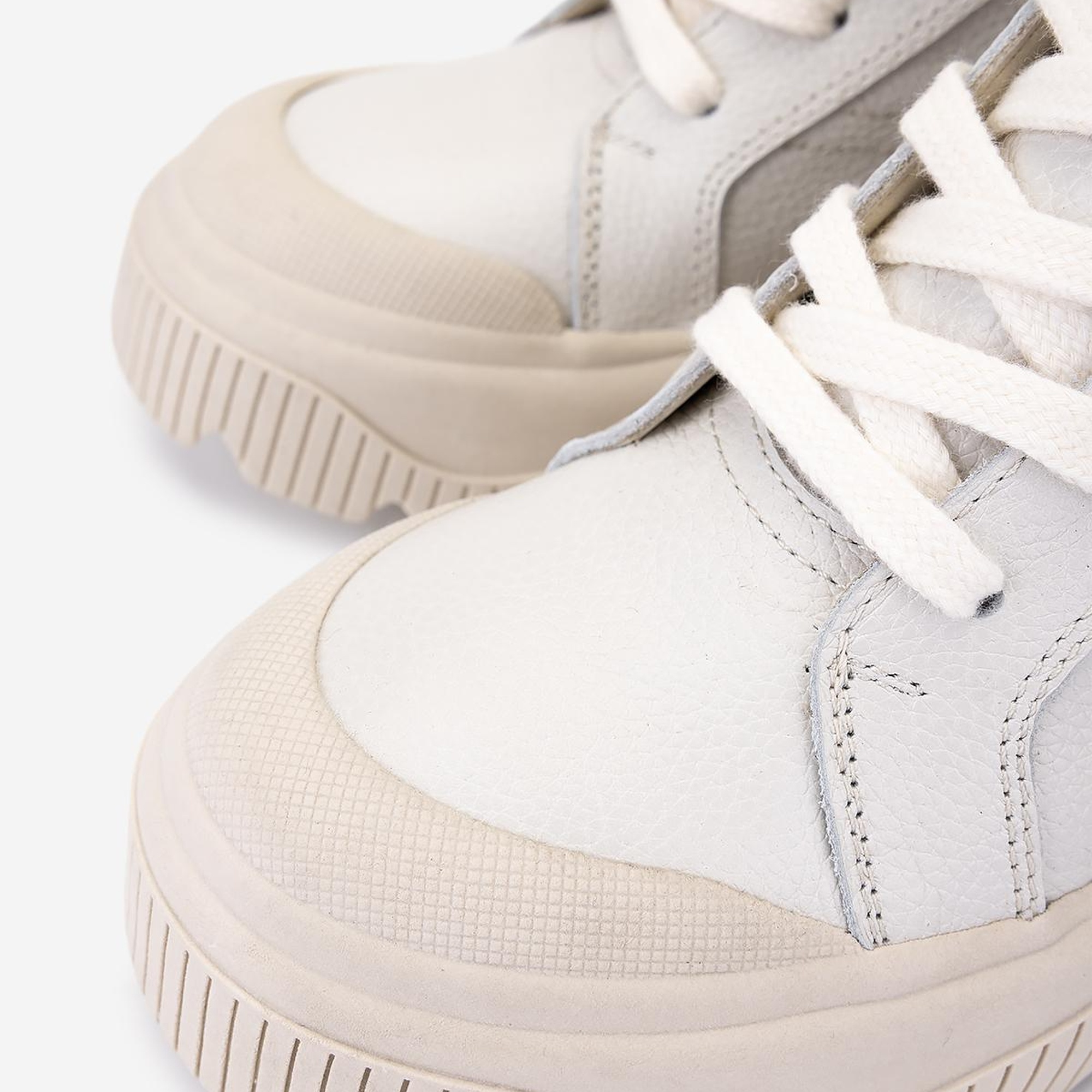 Valmenti Kadın Hakiki Deri Kırık Beyaz Casual Bot