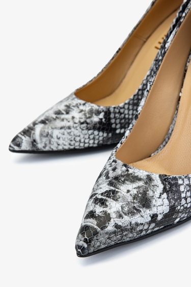  Valmenti Kadın Hakiki Deri Gri Topuklu Ayakkabı