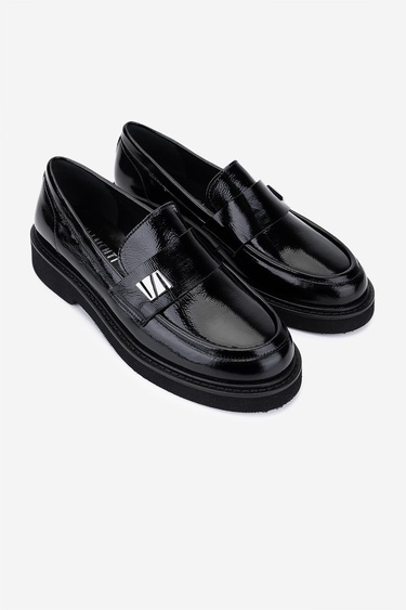  Valmenti Kadın Hakiki Deri Siyah Kırışık Rugan Loafer Ayakkabı