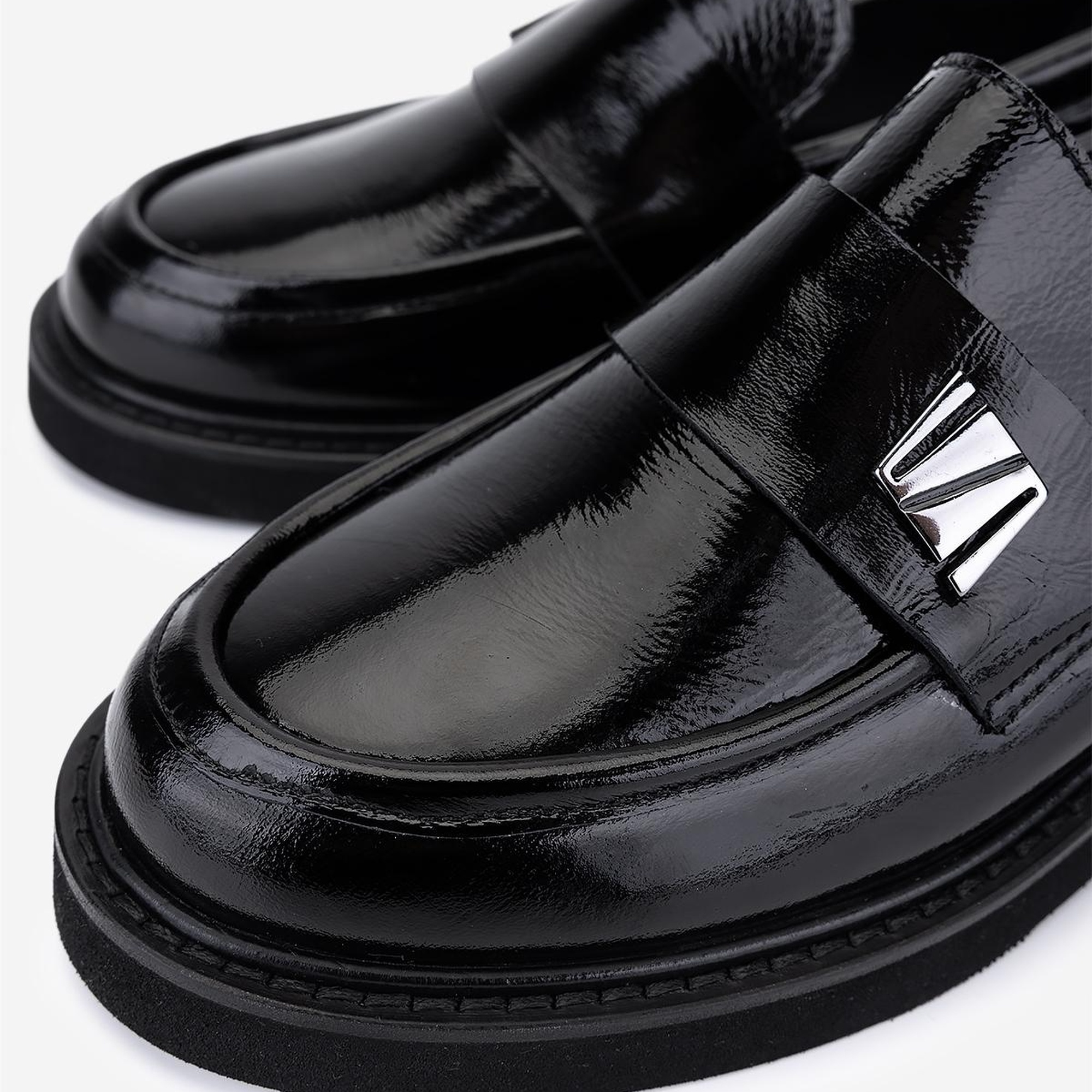 Valmenti Kadın Hakiki Deri Siyah Kırışık Rugan Loafer Ayakkabı