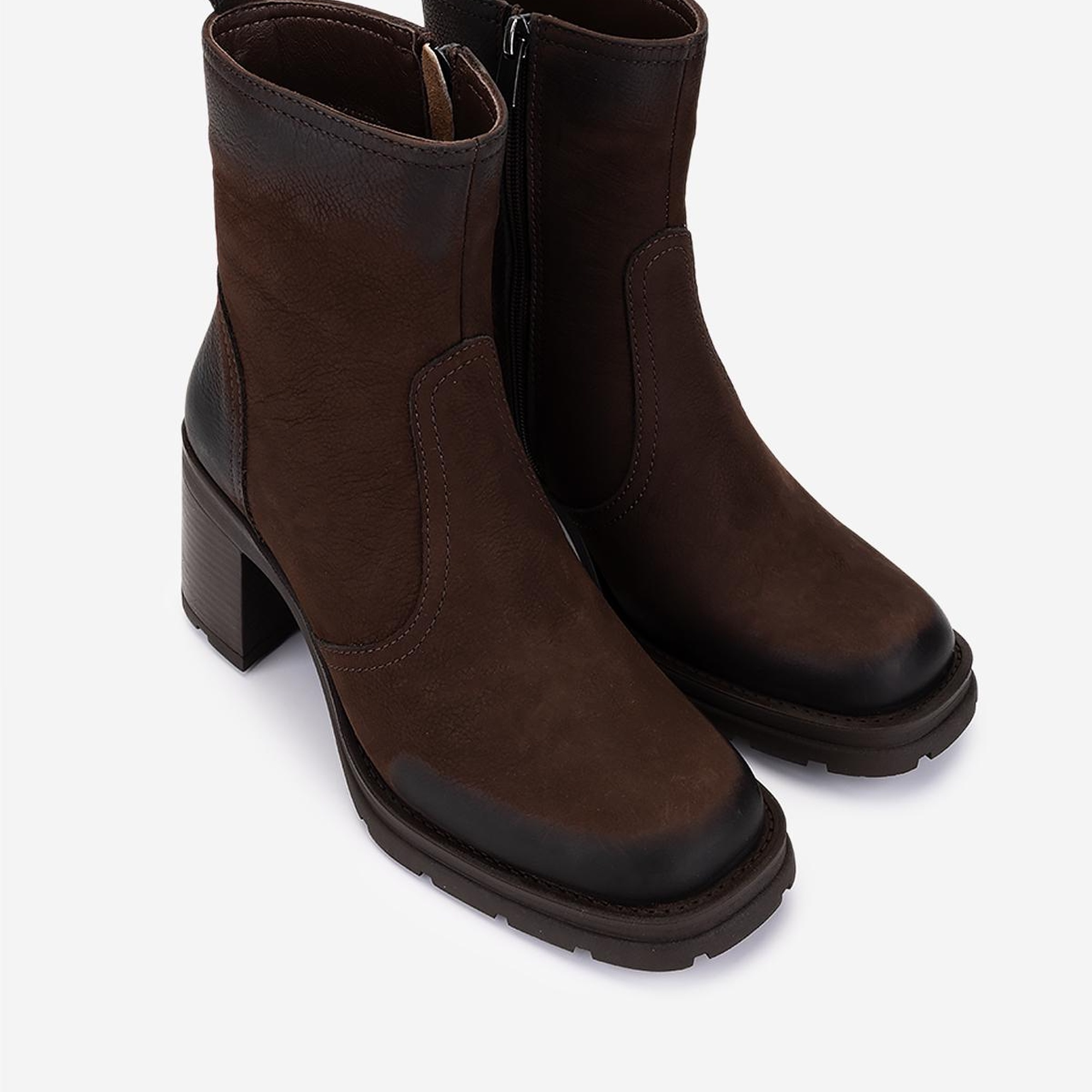 Valmenti Kadın Hakiki Deri Kahverengi Nubuk Topuklu Bot