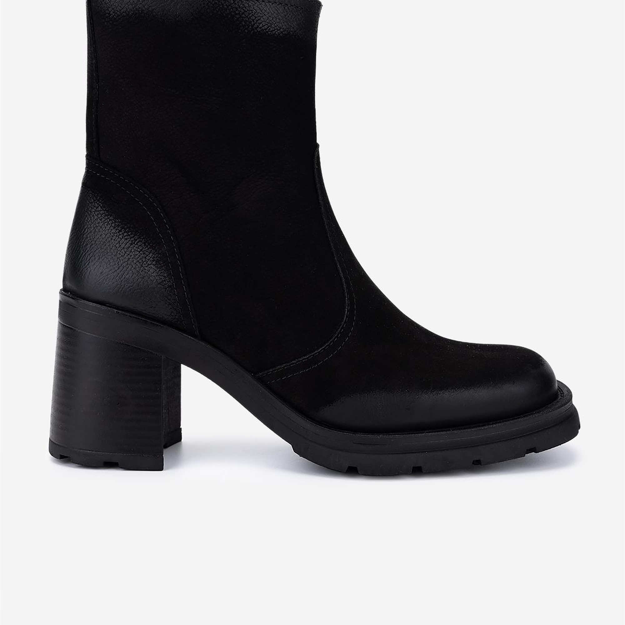 Valmenti Kadın Hakiki Deri Siyah Nubuk Topuklu Bot