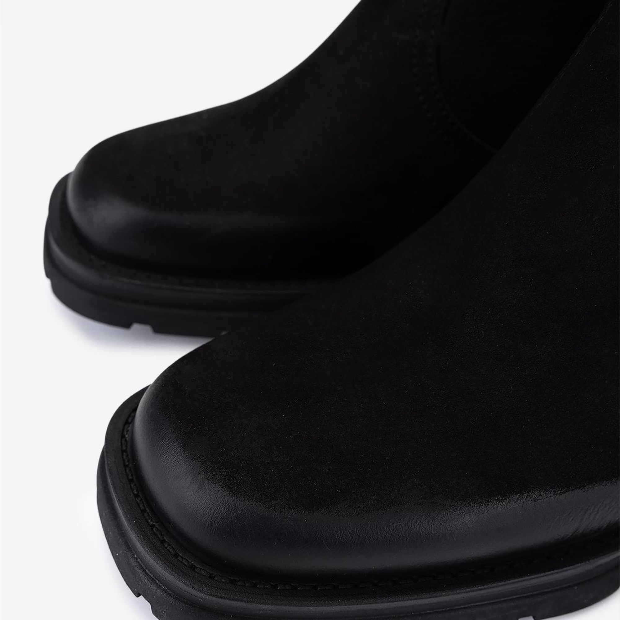 Valmenti Kadın Hakiki Deri Siyah Nubuk Topuklu Bot