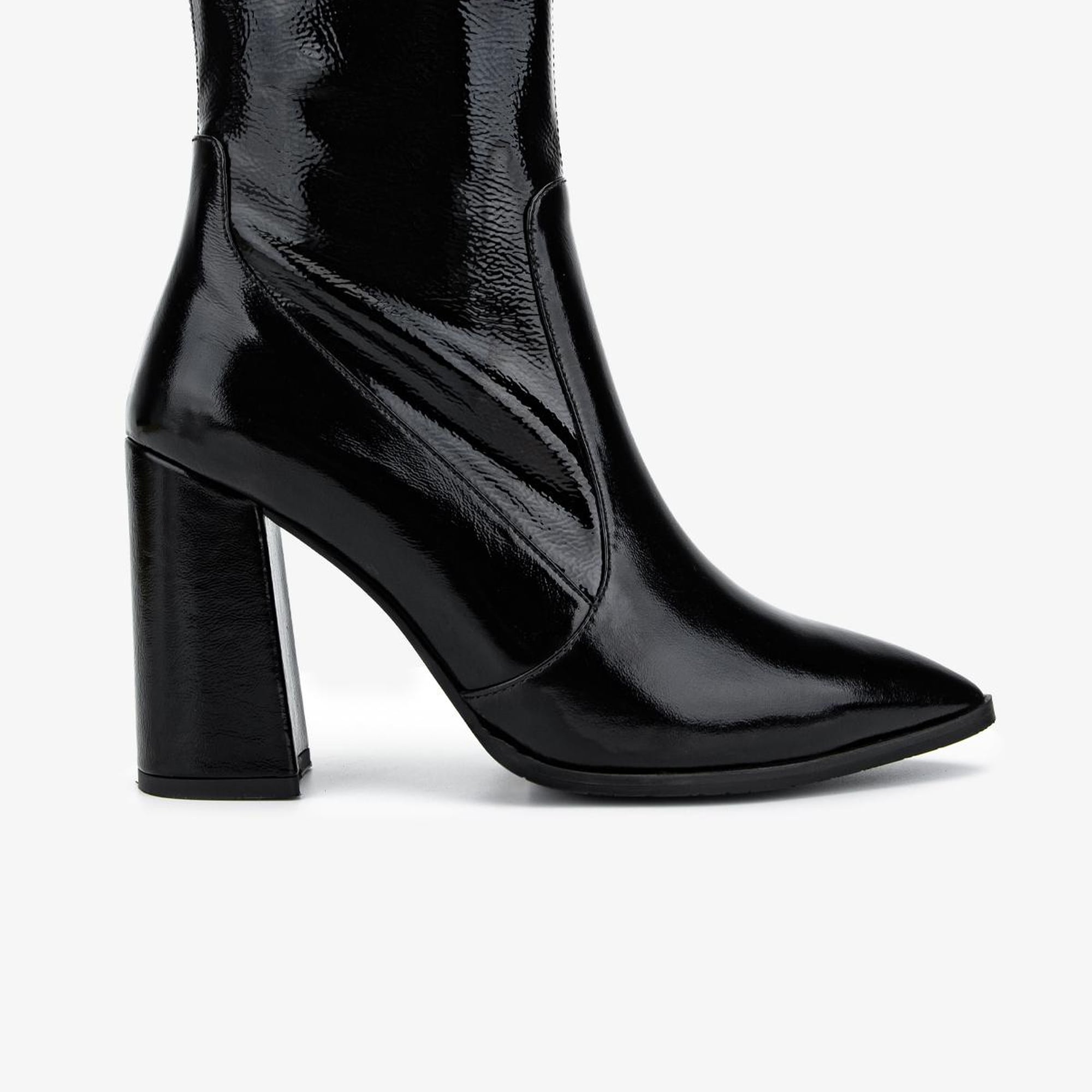 Valmenti Kadın Deri & Suni Siyah Rugan Topuklu Bot