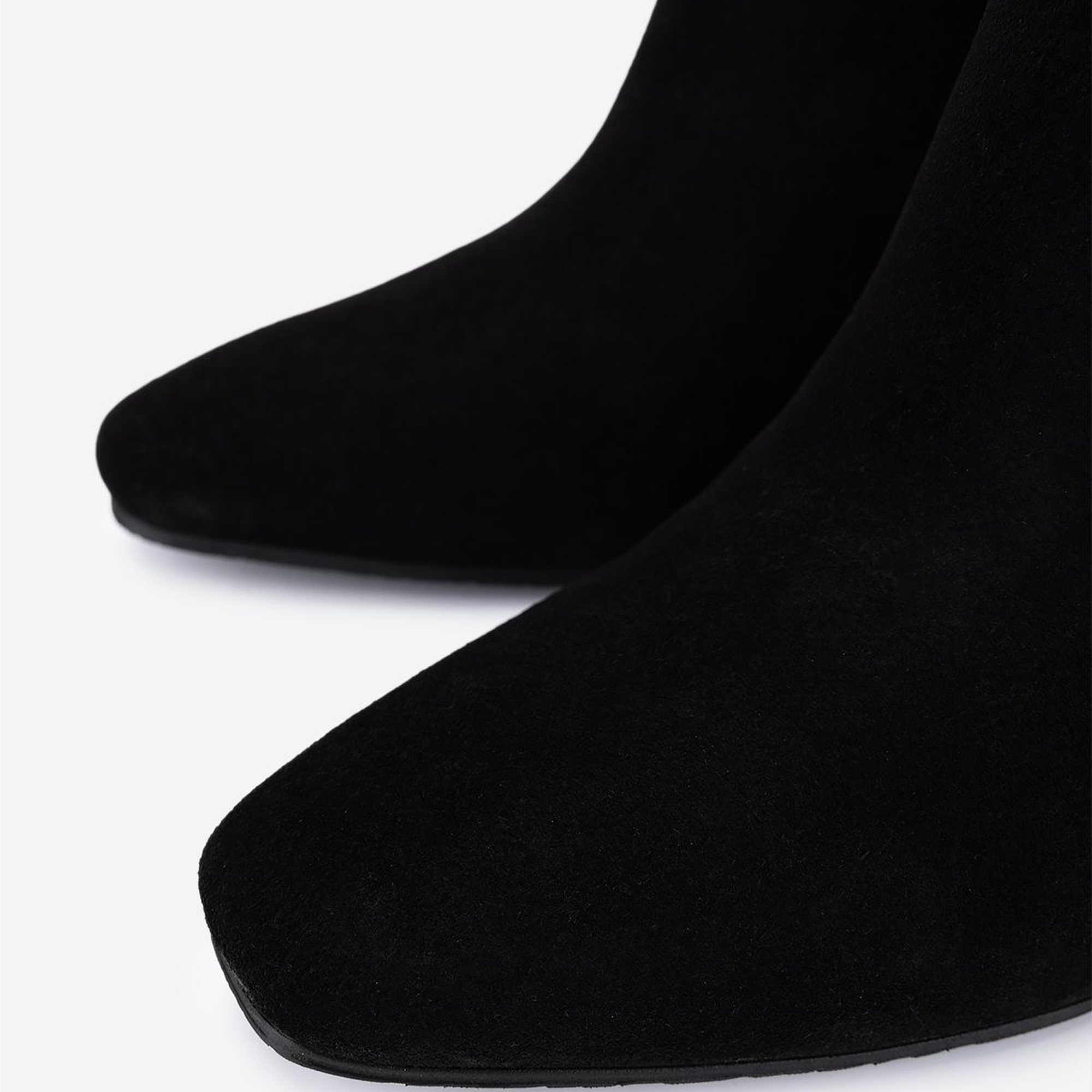 Valmenti Kadın Hakiki Deri Siyah Topuklu Bot