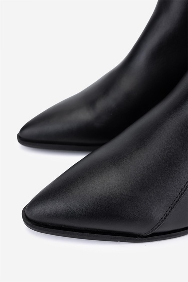  Valmenti Kadın Hakiki Deri Siyah Topuklu Bot