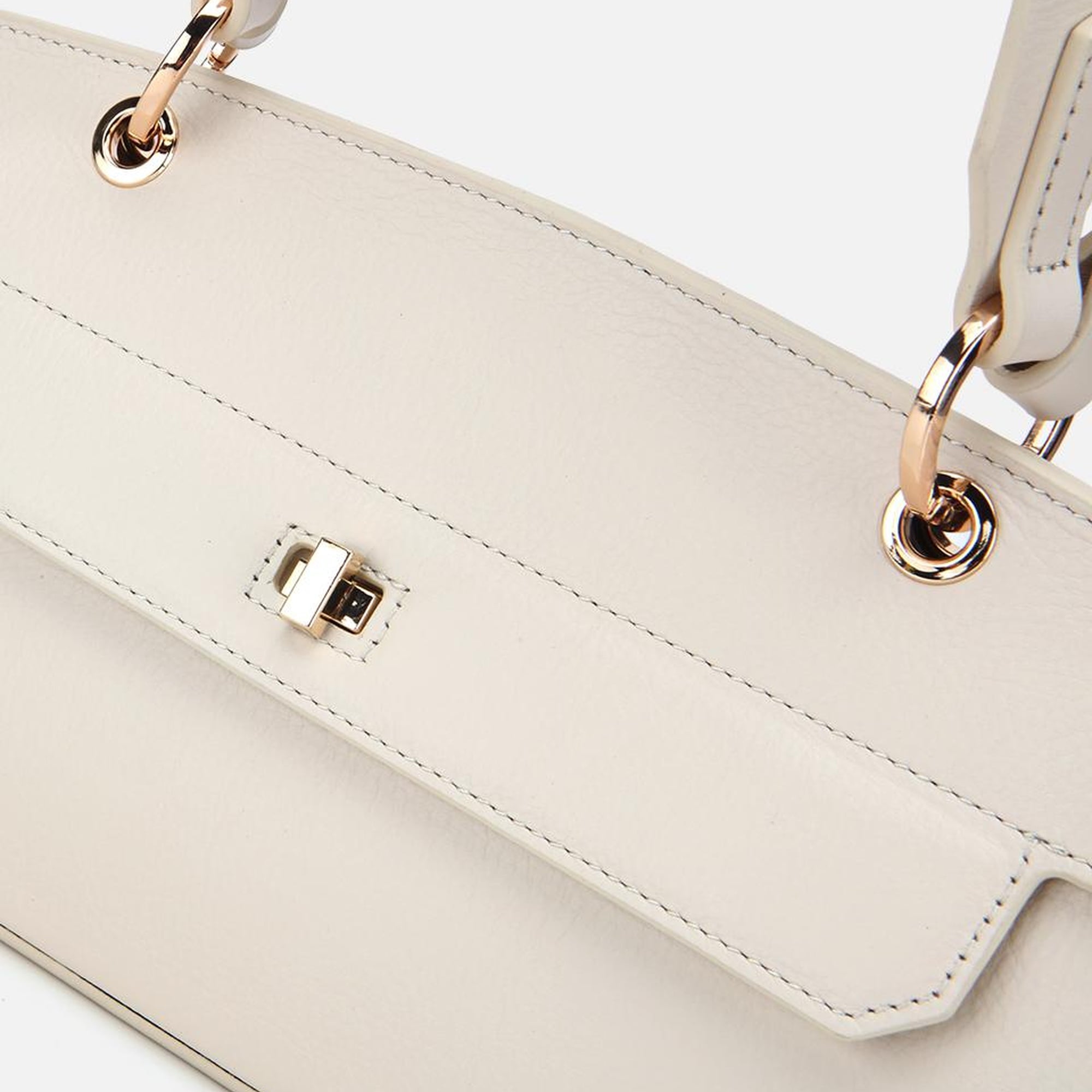 Kadın Deri Ekru Kilit Detaylı Omuz Çantası