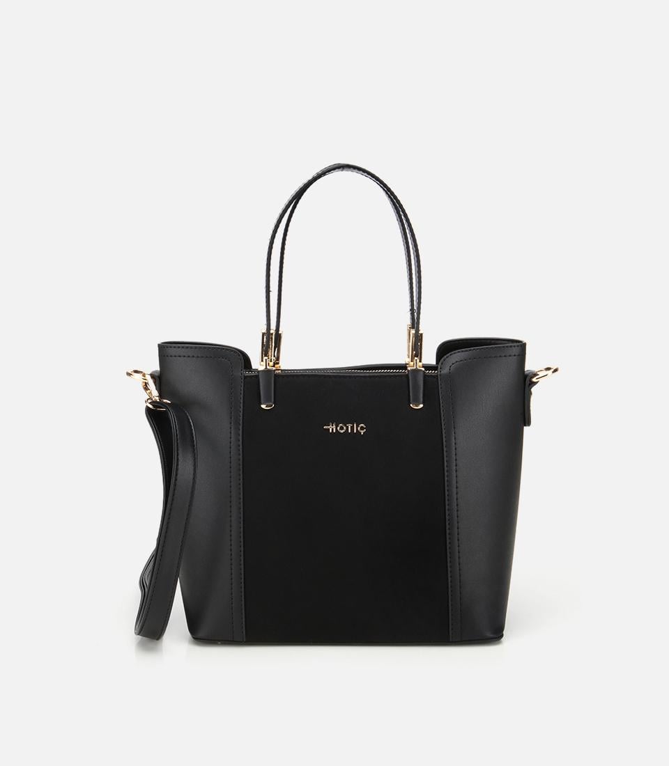  Kadın Siyah Omuz Çantası