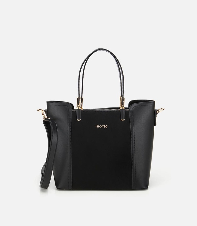  Kadın Siyah Omuz Çantası