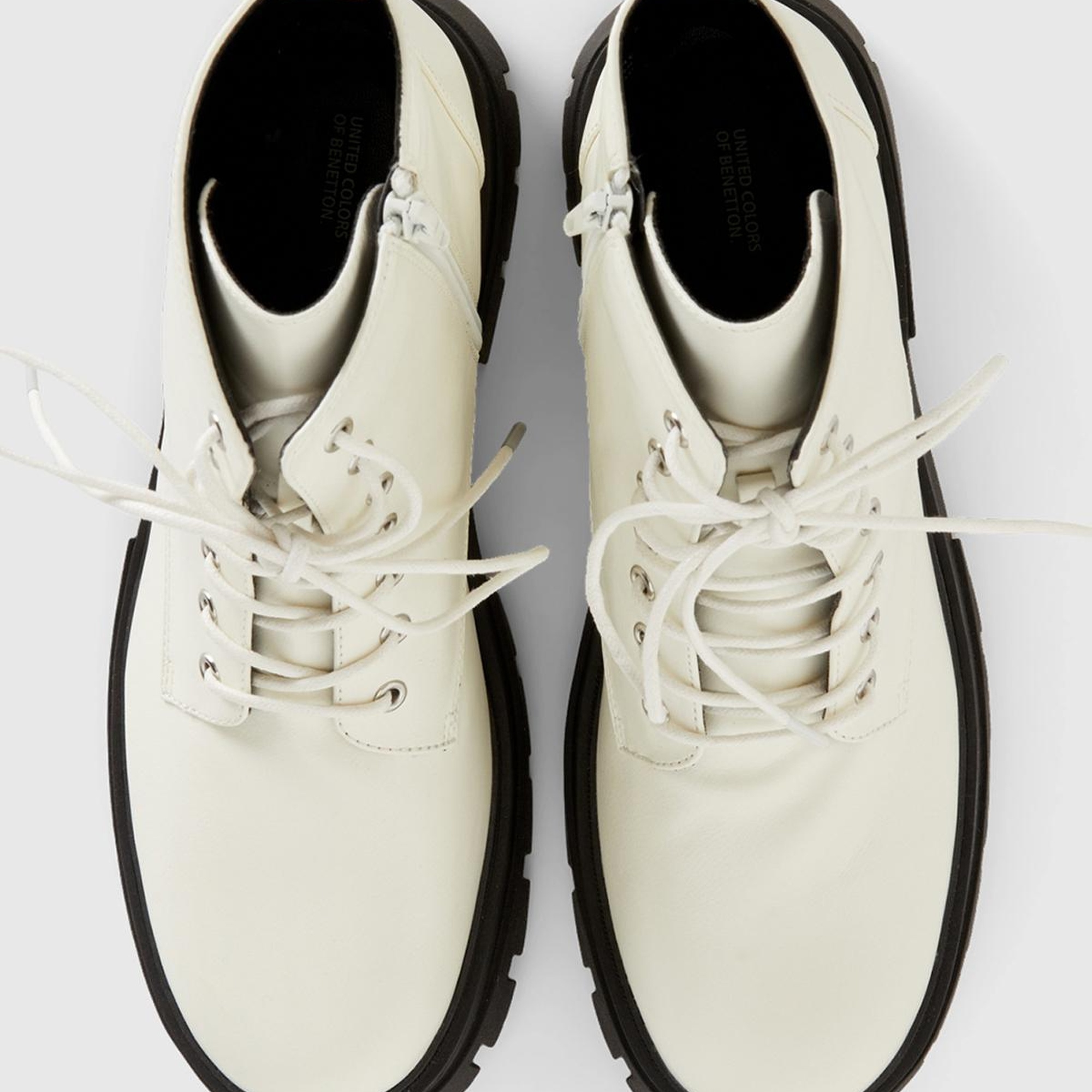 Kadın Beyaz Suni Deri Bot