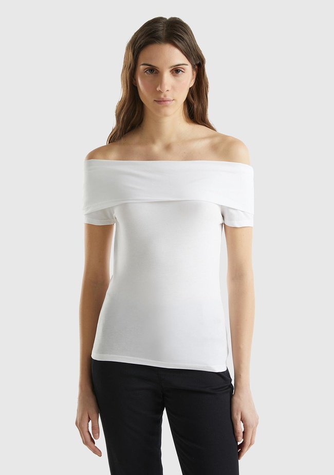  Kadın Beyaz Pamuk Karışımlı Beli Daralan Kısa Kollu Şal Yaka T-shirt