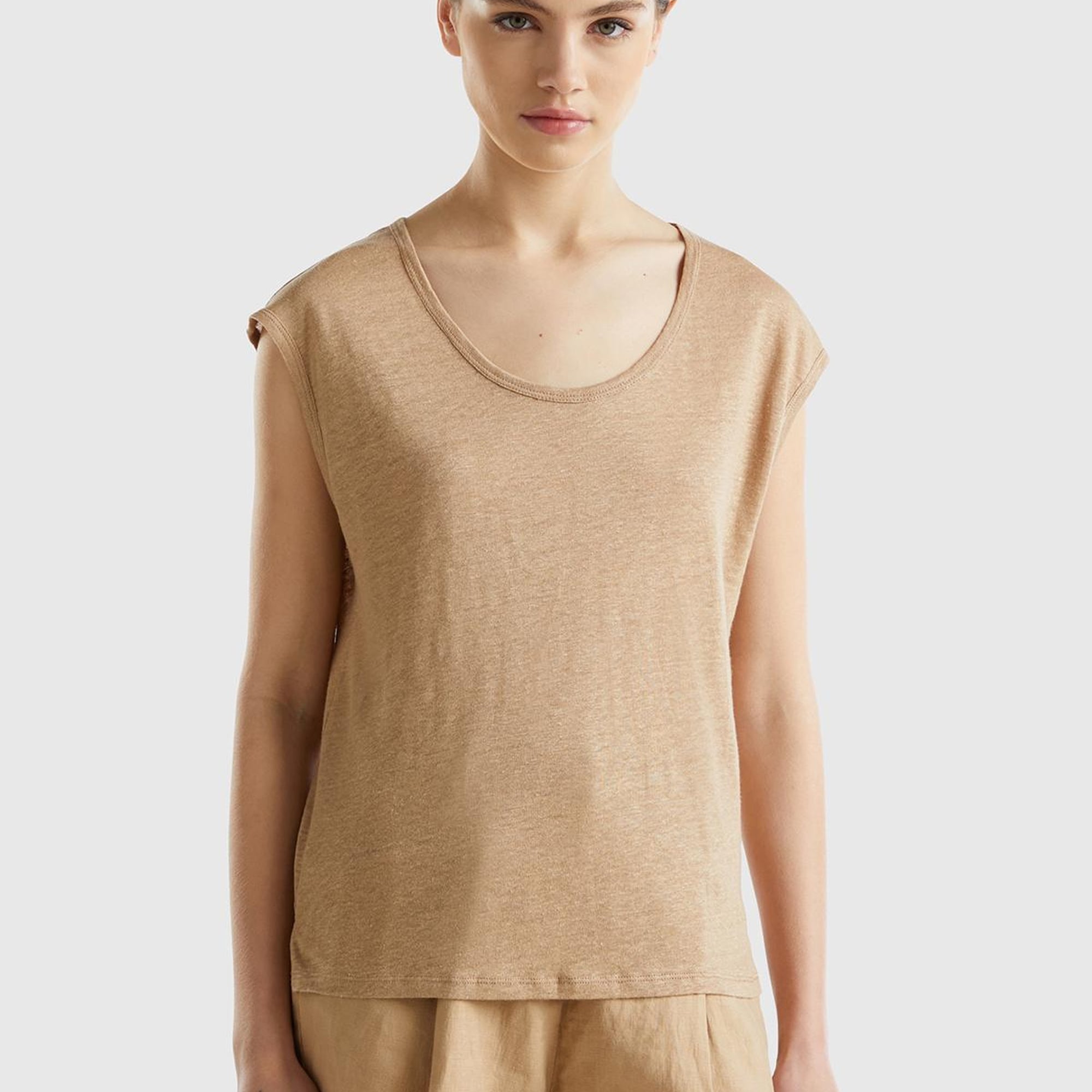 Kadın Taba %100 Keten Rahat Kalıp Geniş Bisiklet Yaka Kolsuz T-Shirt