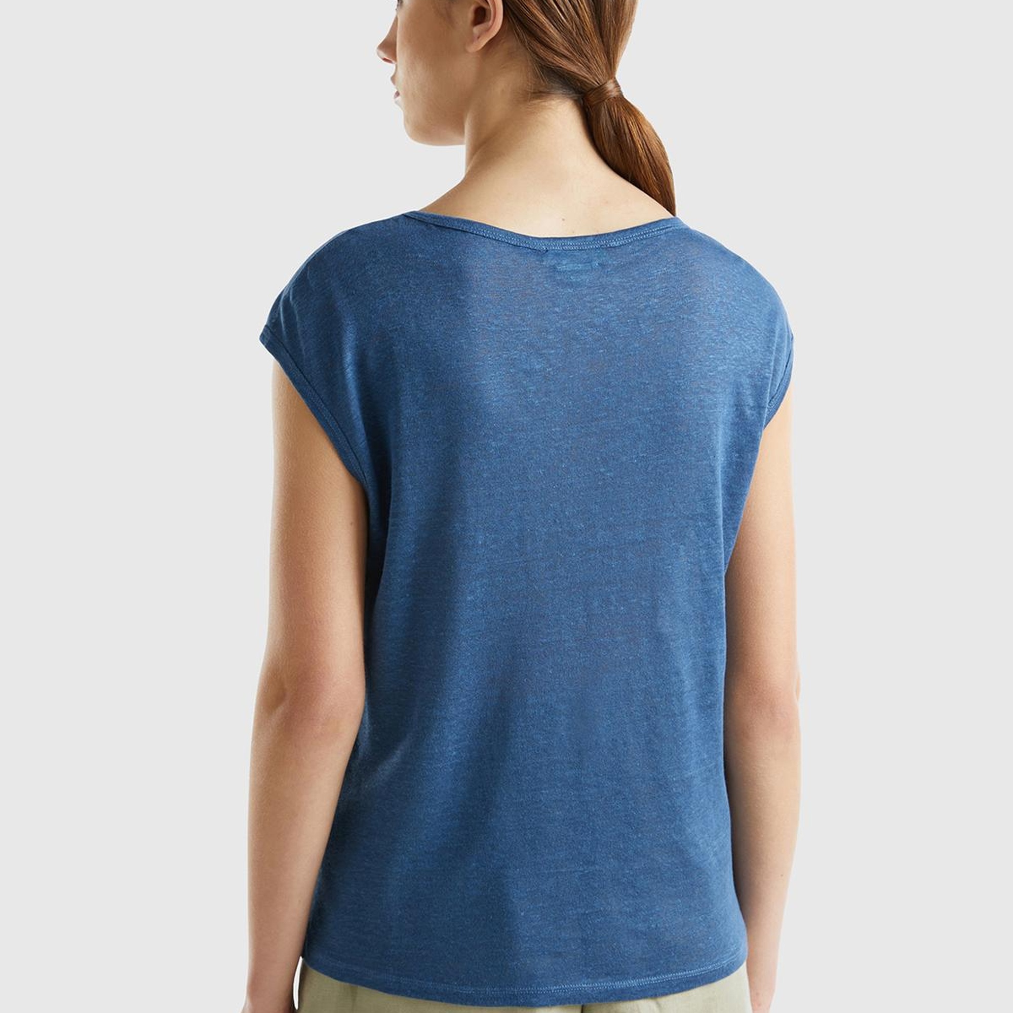 Kadın Gece Mavisi %100 Keten Rahat Kalıp Geniş Bisiklet Yaka Kolsuz T-Shirt