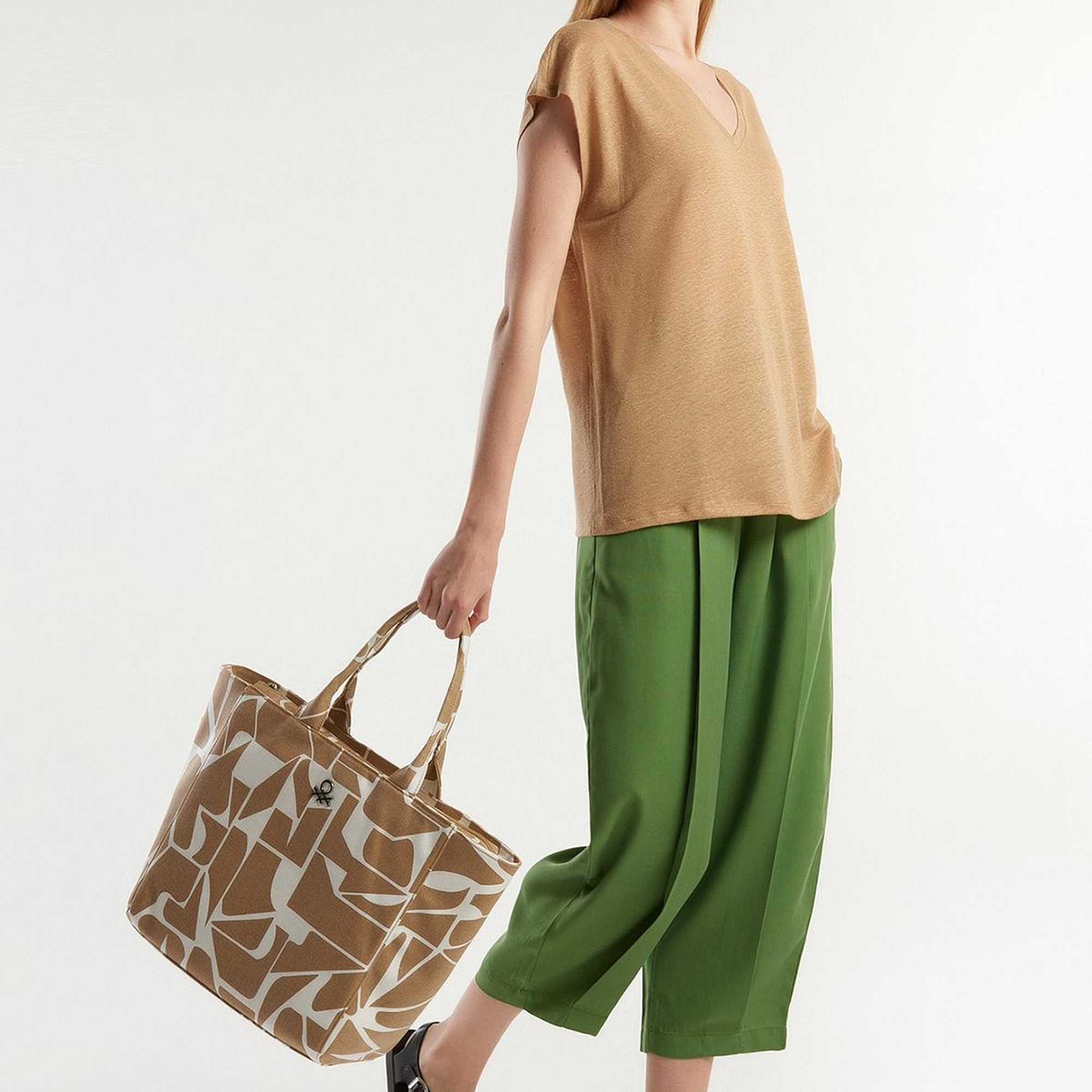 Kadın Taba %100 Keten Rahat Kalıp Derin V Yaka Kolsuz T-Shirt