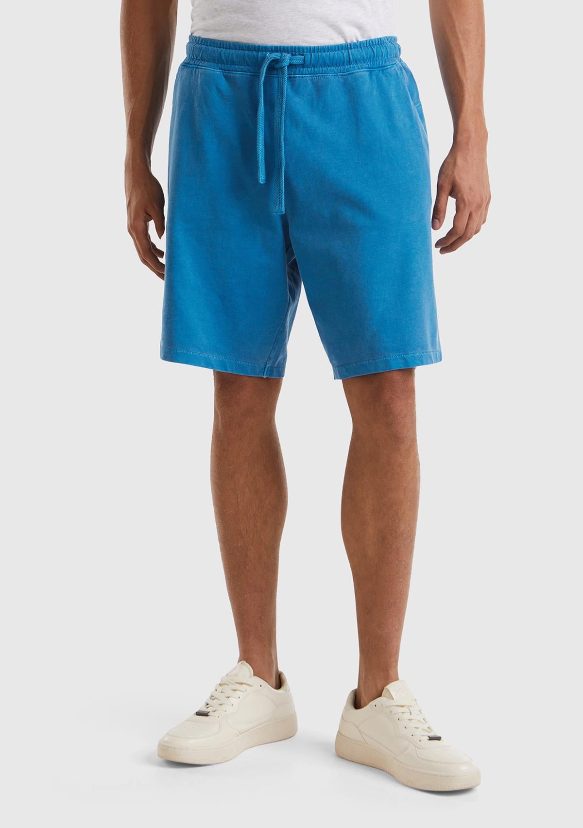  Erkek Koyu Mavi %100 Organik Pamuk Yama Cepli Beli Büzgülü Bermuda Şort