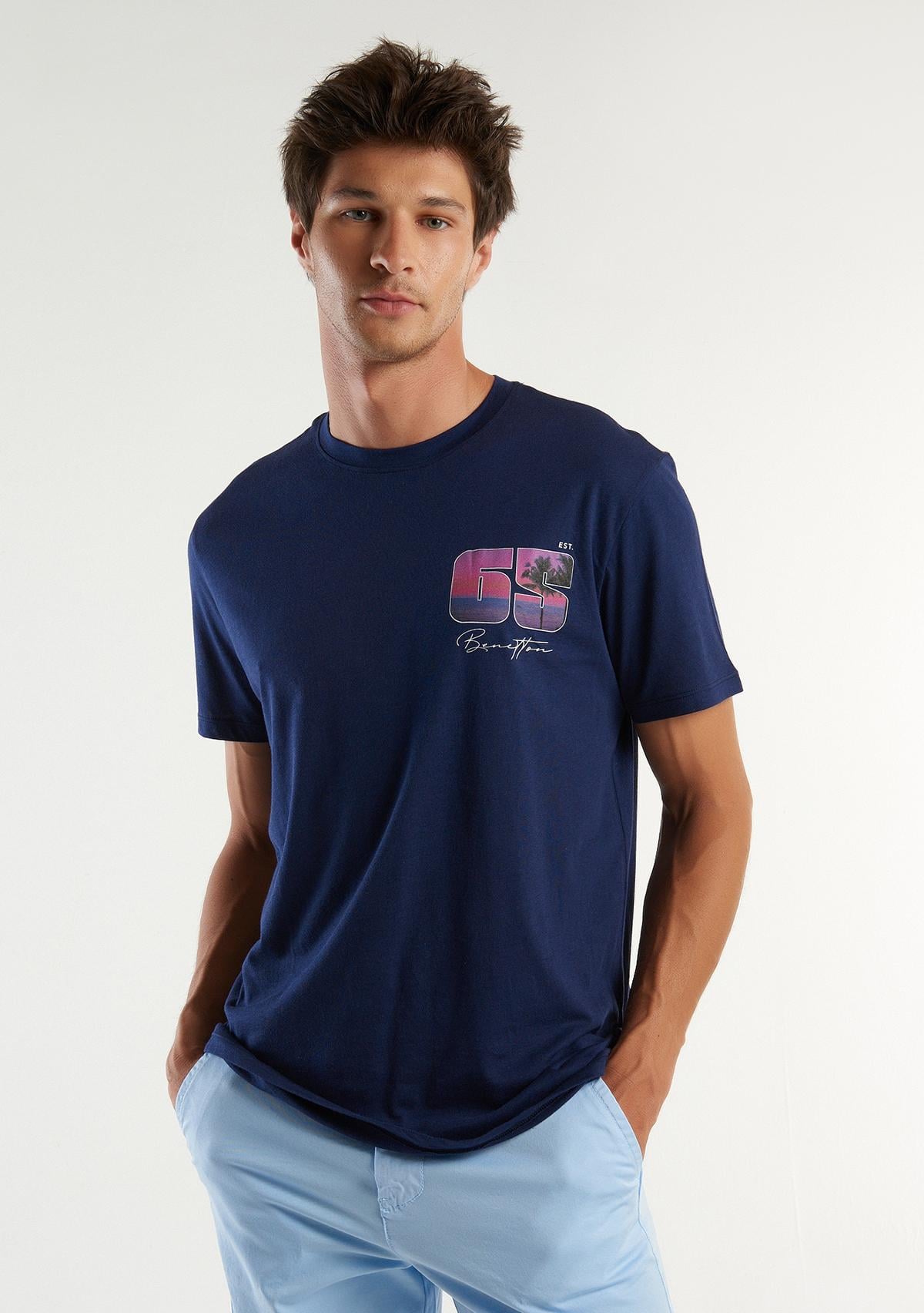  Erkek Koyu Lacivert %100 Pamuk Önü Fotoğraf Baskılı Dekoratif Dikişli T-Shirt