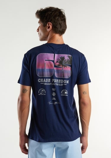  Erkek Koyu Lacivert %100 Pamuk Önü Fotoğraf Baskılı Dekoratif Dikişli T-Shirt