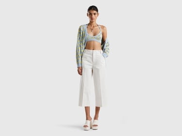  Kadın Krem %100 Koton Kısa Geniş Paça Pantolon