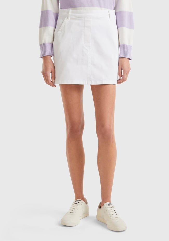  Kadın Beyaz Streç Pamuklu Yan Fermuarlı Mini Etek