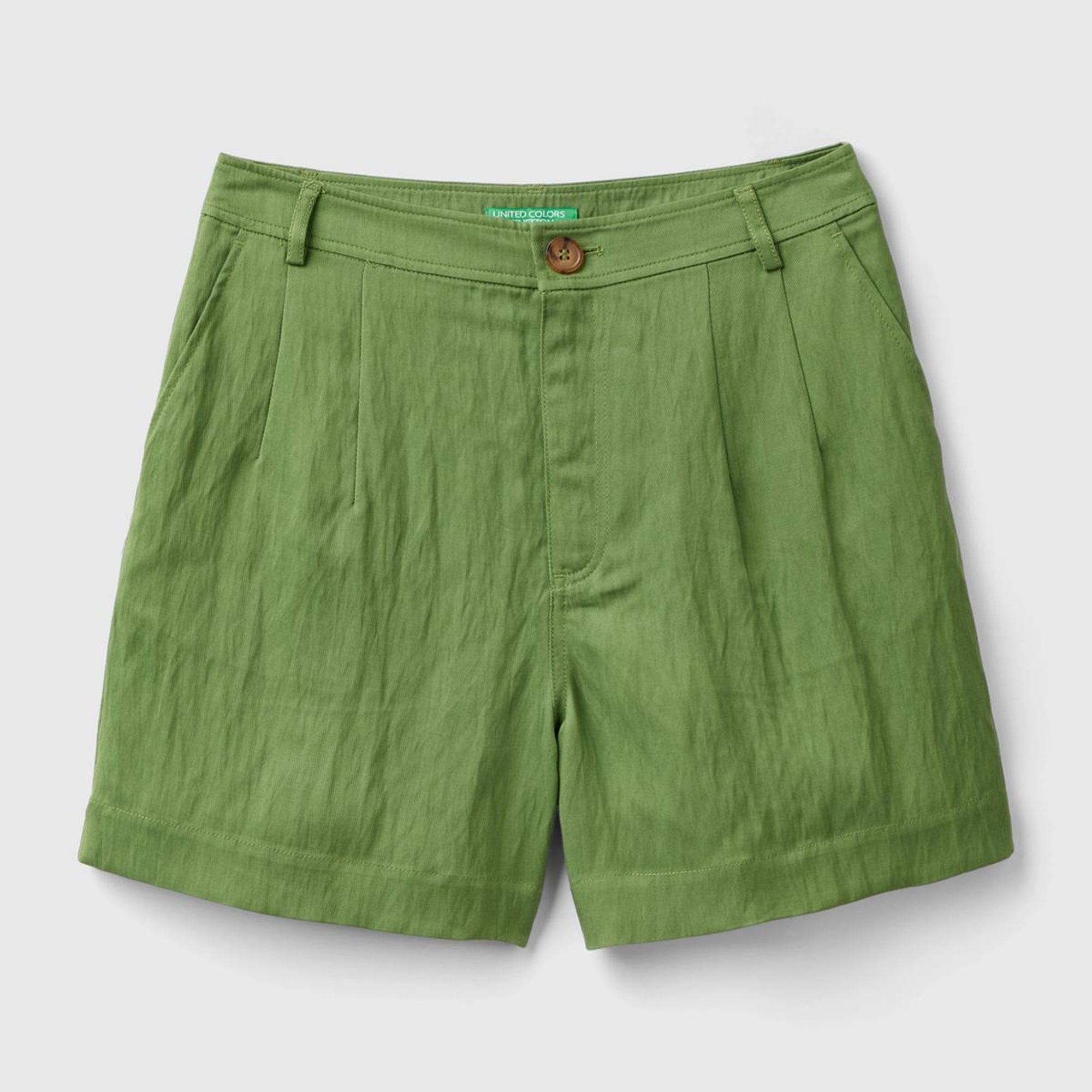 Kadın Soluk Yeşil Liyosel Karışımlı Yama Cepli Kemer Delikli Şort