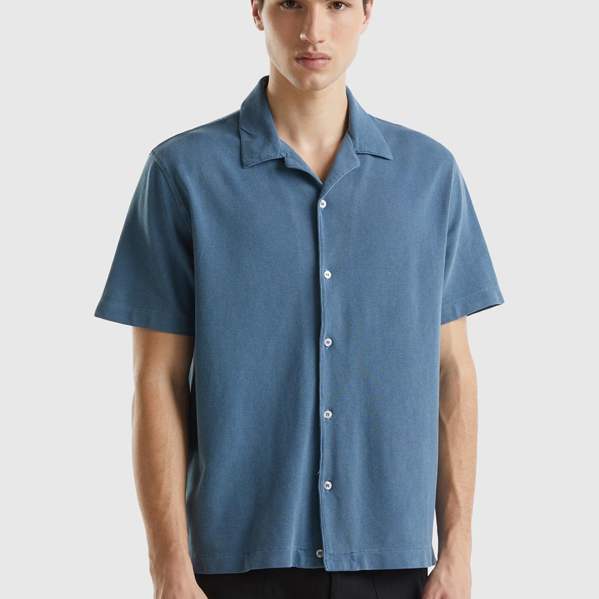 Erkek Lacivert %100 Pamuk Tek Renkli Dekoratif Dikişli Kısa Kollu Gömlek