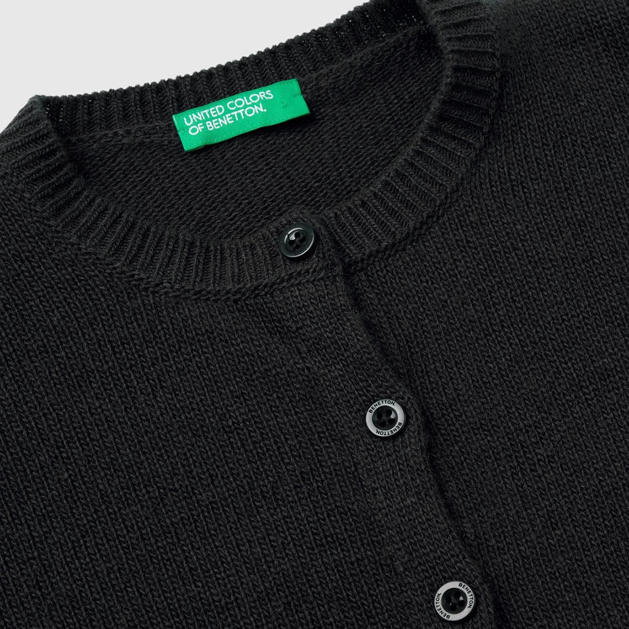 Kız Çocuk Siyah Önü Düğmeli Nervür Detaylı Hırka