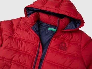  Erkek Çocuk Kırmızı Logo İşlemeli Pufa Mont