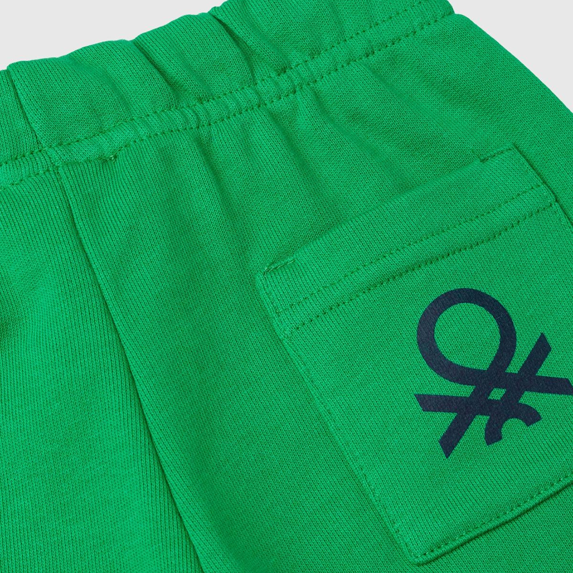 Erkek Çocuk Yeşil Arka Cebi Logolu Sweat Şort