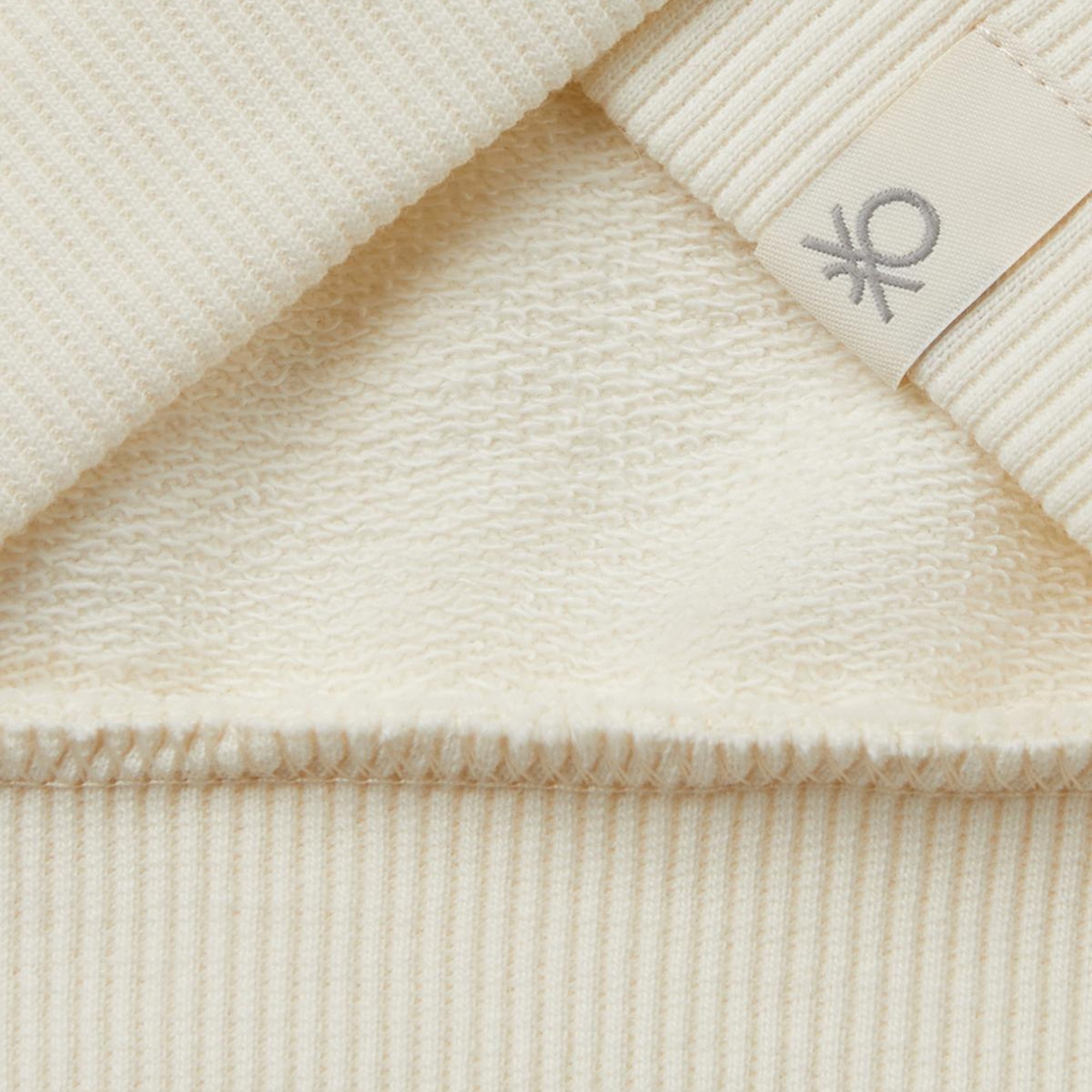 Erkek Çocuk Ekru Marvel Kahraman Baskılı Etiket Logolu Kapüşonlu Sweatshirt