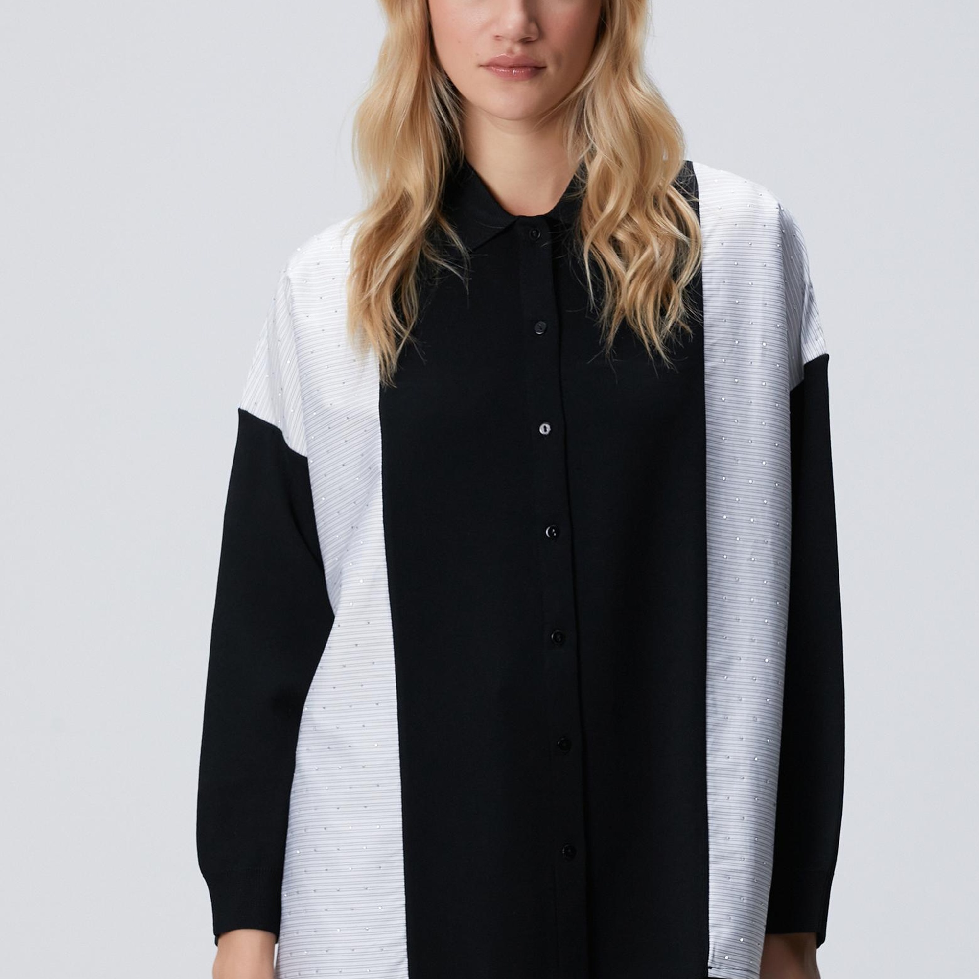 Network Kadın Siyah Dokuma Garnili Hırka