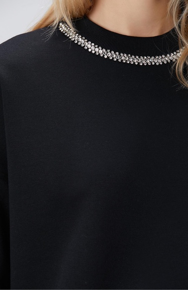  Network Kadın Siyah Yakası Taş İşlemeli Sweatshirt