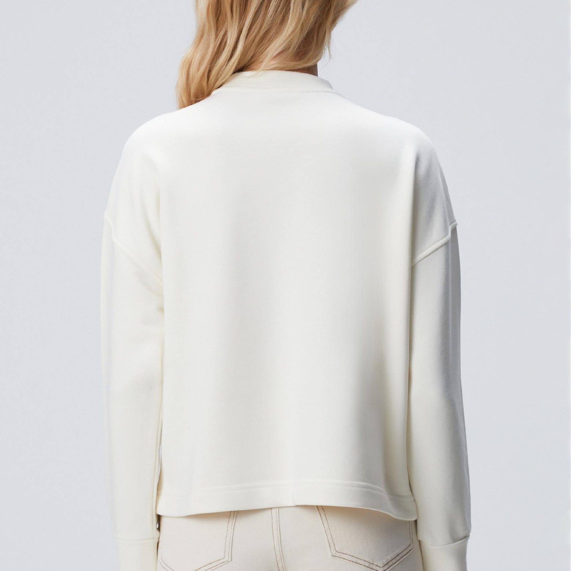 Network Kadın Kırık Beyaz Yakası Taş İşlemeli Sweatshirt