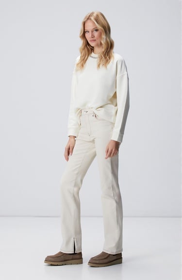  Network Kadın Kırık Beyaz Yakası Taş İşlemeli Sweatshirt