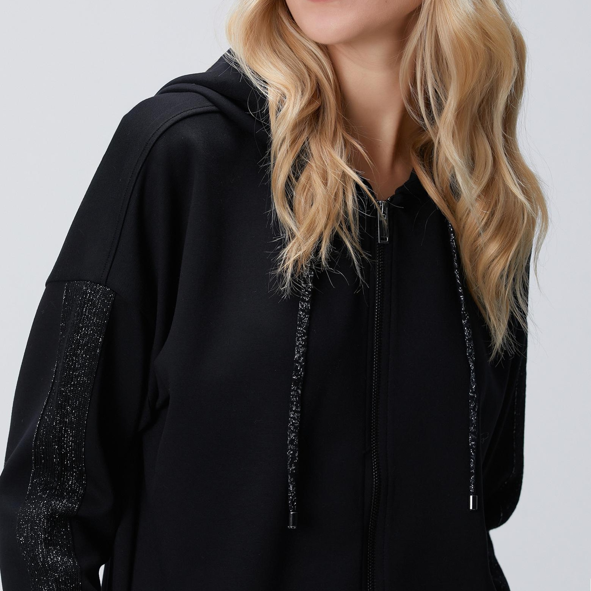 Network Kadın Siyah Kapüşonlu Triko Garnili Sweatshirt