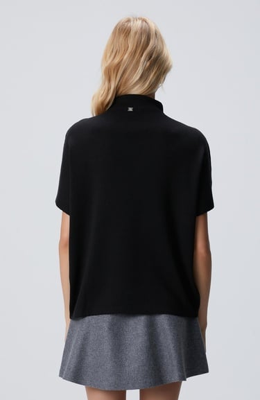  Network Kadın Siyah Dik Yaka Kısa Kollu Nervür Detaylı Kazak