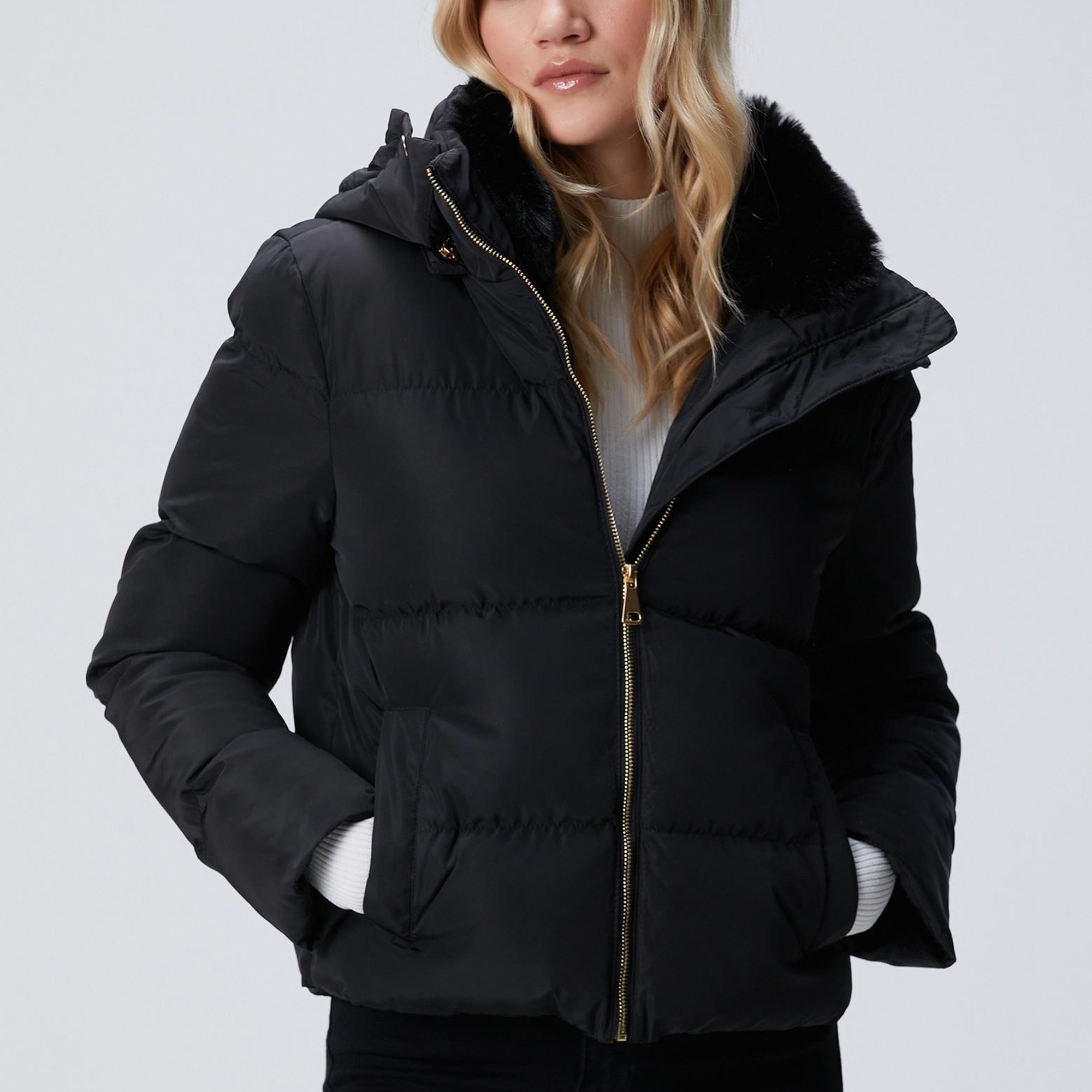 Network Kadın Siyah Kapüşonlu Kapitone Mont