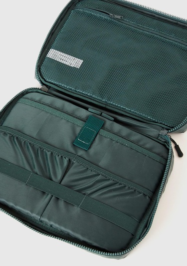  Unisex Koyu Yeşil Dolgulu Parlak Organizer Çanta